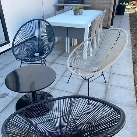 Modern Vakantiehuisje In Knokke-Heist 크노케-하이스트